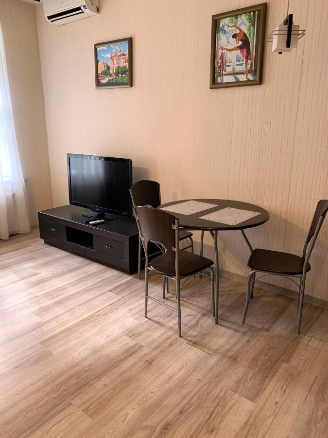 Excellent Apartment In The Center Of Odessa Luaran gambar